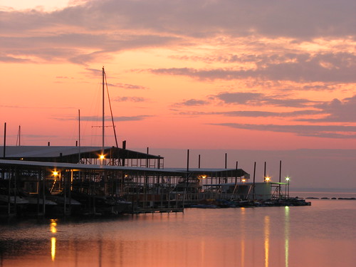 pink orange water clouds sunrise canon reflections boats lago dallas agua texas powershot amanecer nubes flare lewisvillelake s3is