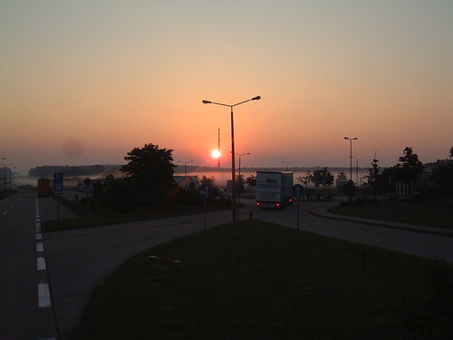rasthof fläming autobahn lkw lastkraftwagen verkehr nacht reisen sunset evening nature