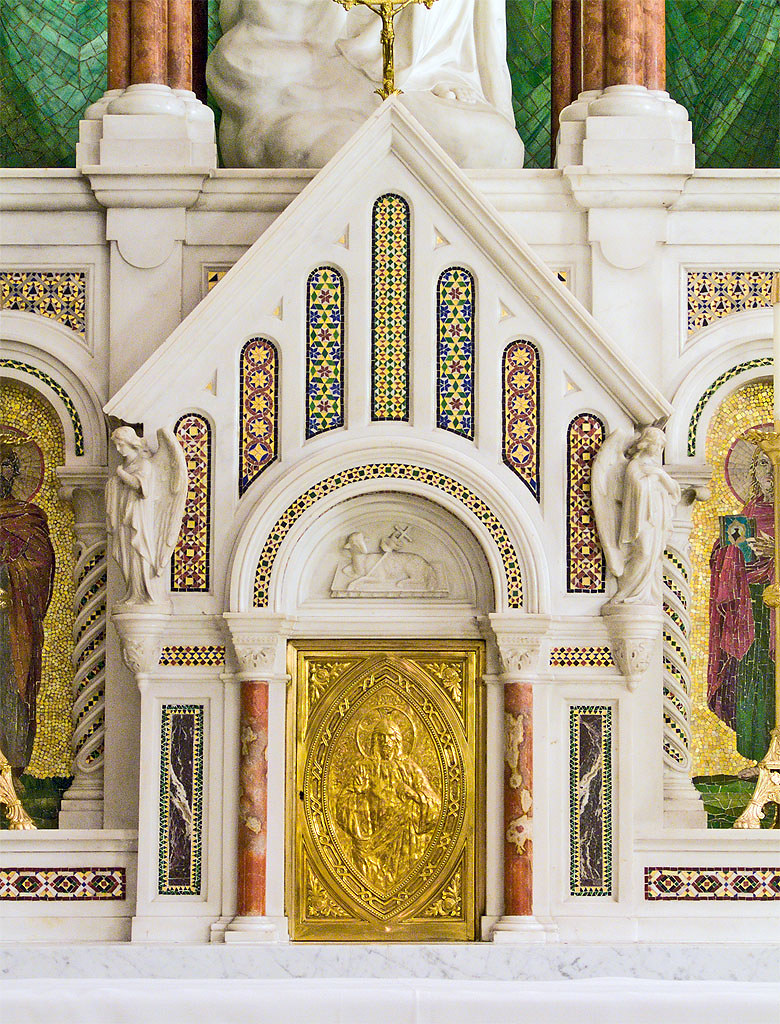 Cathedral Basilica of Saint Louis, in Saint Louis, Missouri - Our Lady's Chapel - tabernacle.jpg