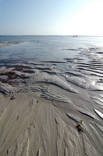 africa beach water geotagged coast sand kenya patterns indianocean ripples lightshadow msambweni geotag4°293702s39°283012e