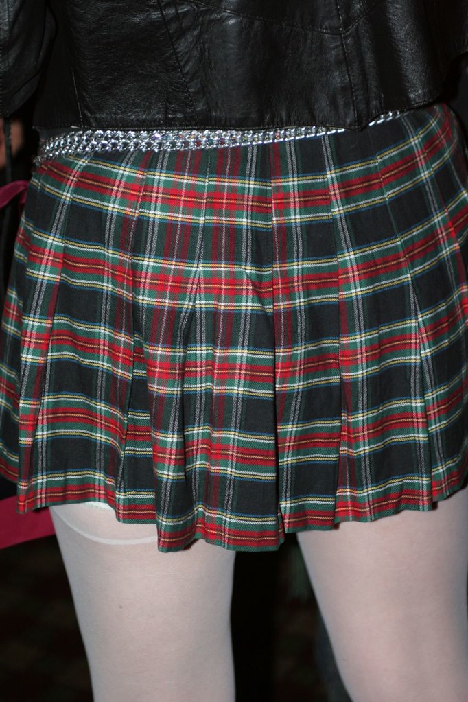 Schoolgirl Skirt 002 | Couldn't resist a closer look. Gotta … | Flickr