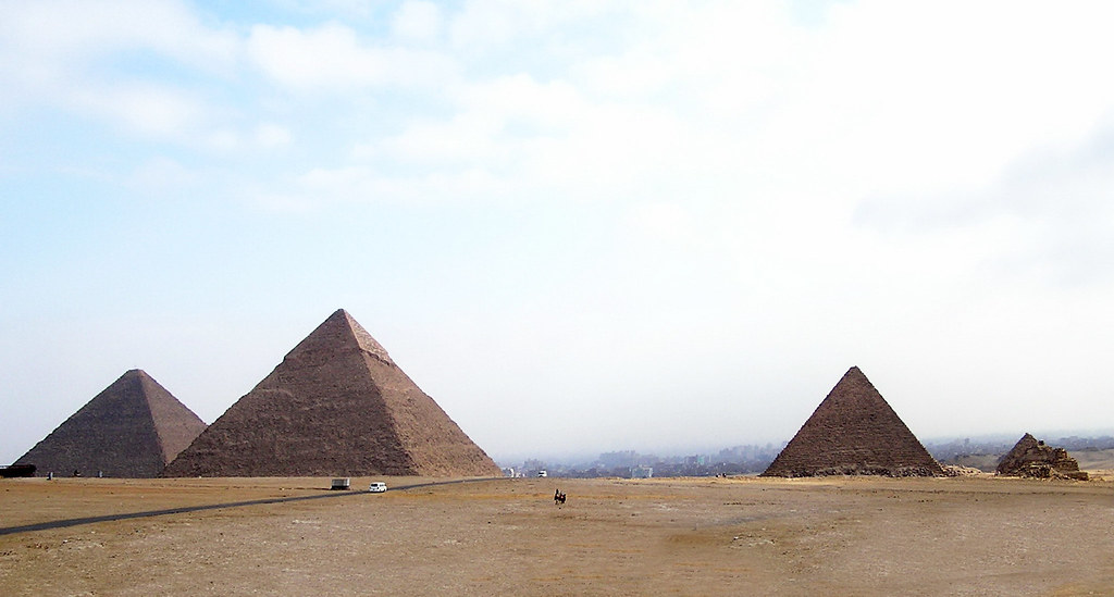 Pirámides de Giza Keops, Kefren y Micerino El Cairo Egipto 01