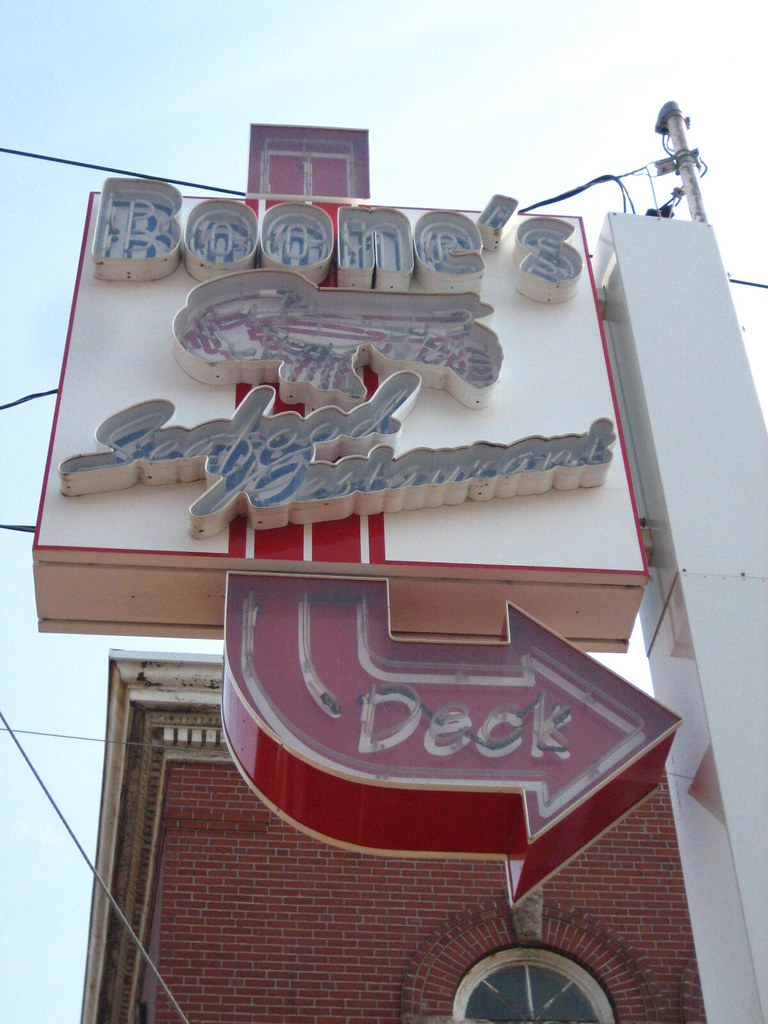 Boone's | I really have a think for old signs. Must be from … | Flickr