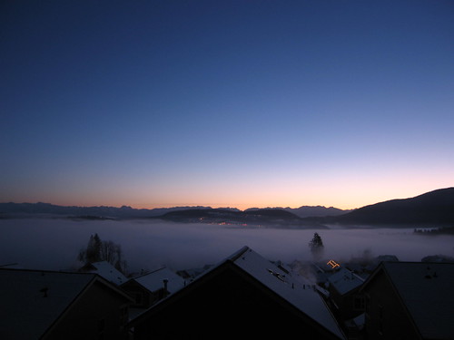 cold fog sunrise washington issaquah cougarmountain issaquahalps trailrunning talussubdivision