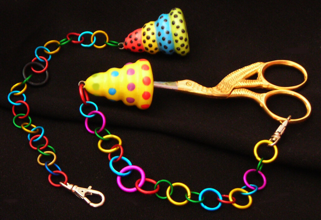 Round Shape Scissors Decorative Round Shape Scissors Tip | These were hot items a… | Flickr