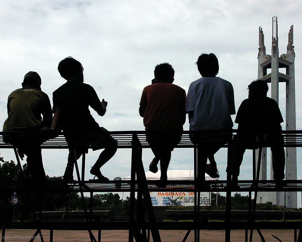 Circle of Friends | Awit Ng Barkada Nakasimangot ka na lang … | Flickr