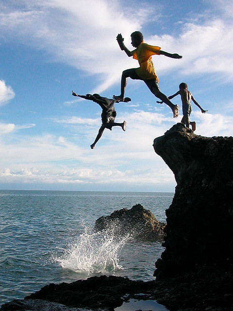 Cliff Jumping 08
