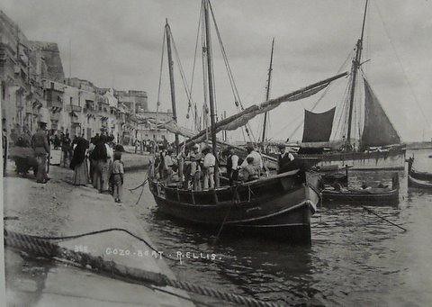 Malta - Gozo Boat