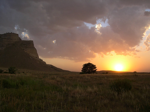 Very Dusty Sunset from Country Club Road - 2 by WELFL, Sunset from the far west end of Country Club Road, Gering, NE.sunset clouds nebraska scottsbluffmonu