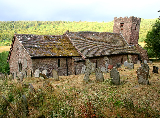 Cwmyoy Church : Cwmyoy, Llanthony Valley : Black Mountains, Wales