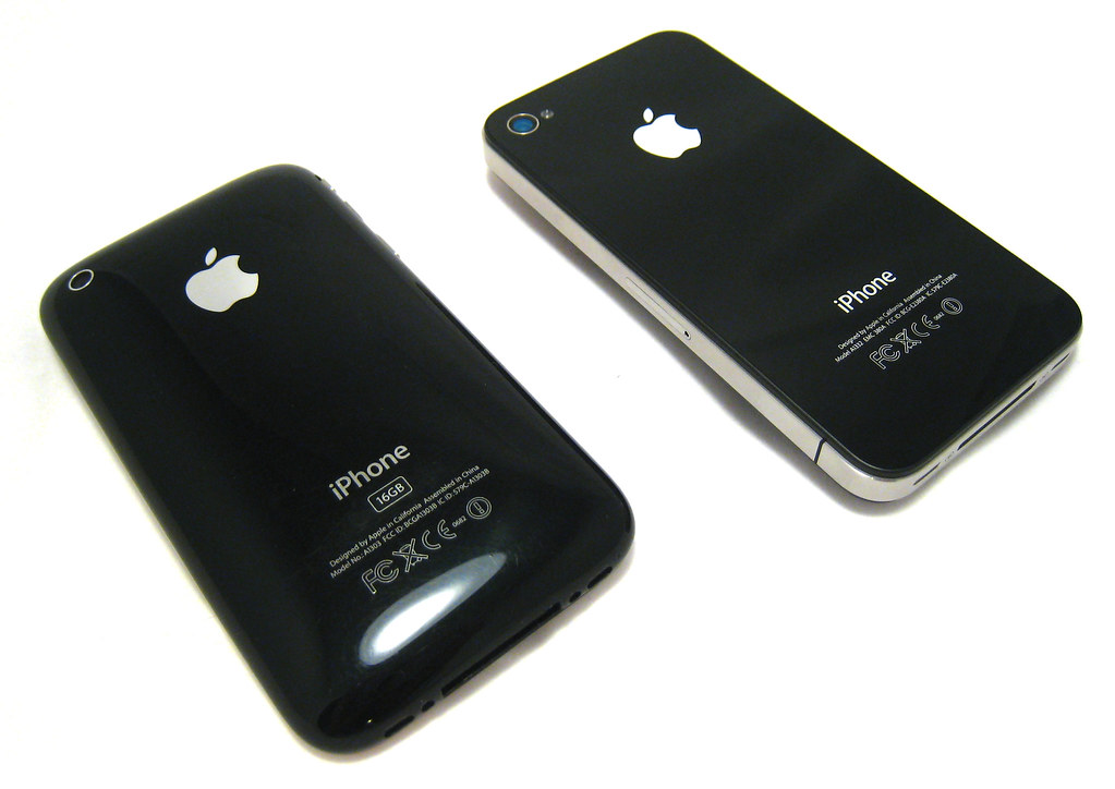 Iphone 3 поколения