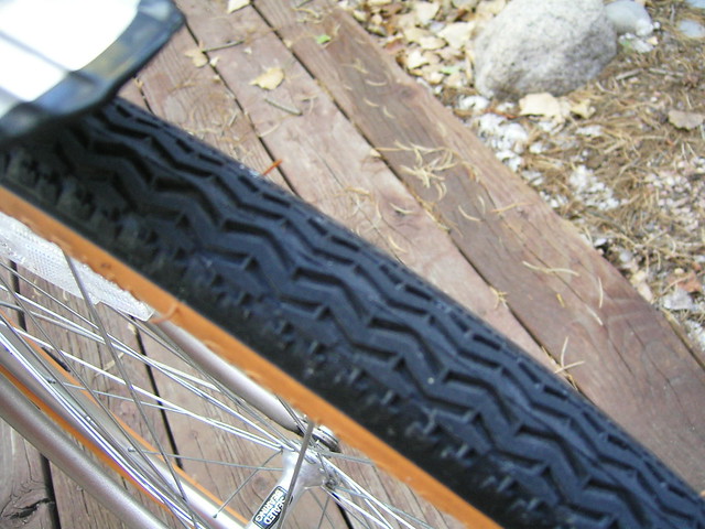 Michelin 650x44B semi-confort tread