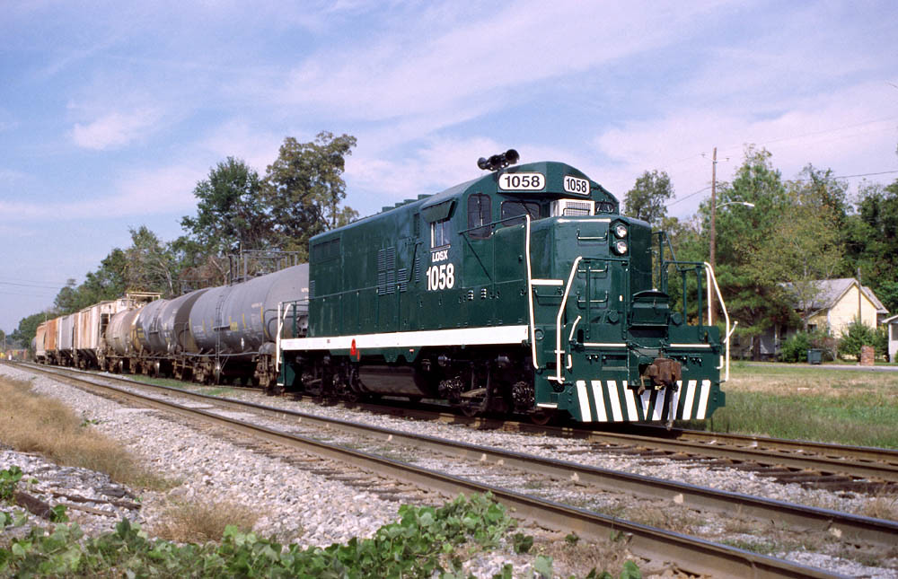 LOSX locomotive, Valdosta, Georgia, USA | This is parked on … | Flickr
