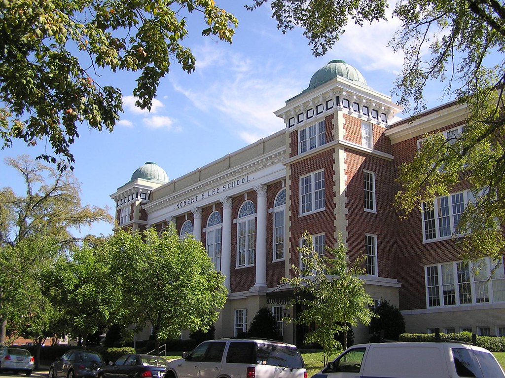 Robert E. Lee School: Richmond, VA | This is the former Robe… | Flickr