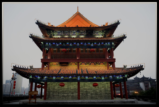 Xi'an, pagode sur les remparts de la ville