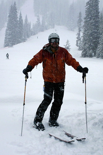 ski anthonylakes powderhound