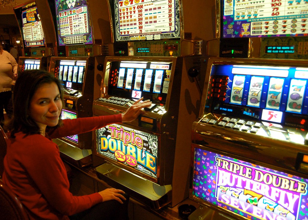 How To Get Lucky With Slots: Best Tips For Gamblers - GamingZion