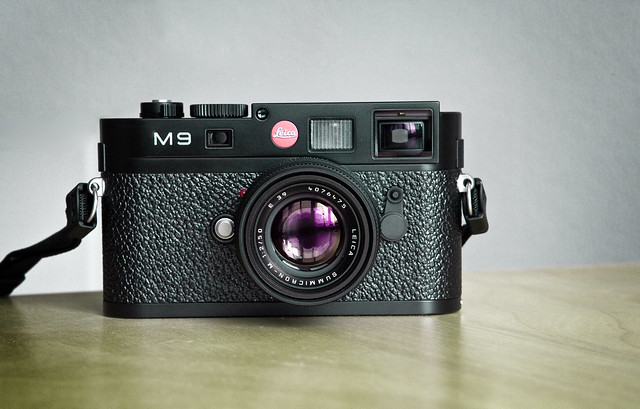 Leica M9 (camera porn)