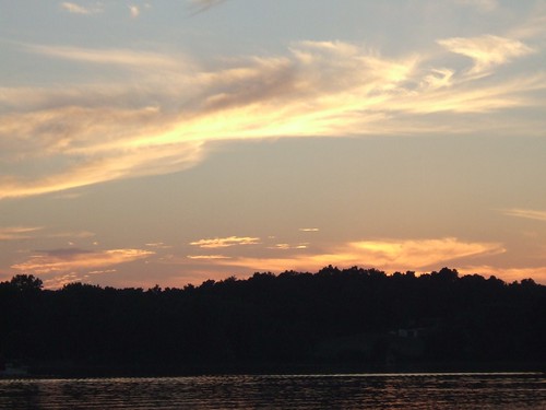 sunset clouds michigan perrinlake lakeamigocenter