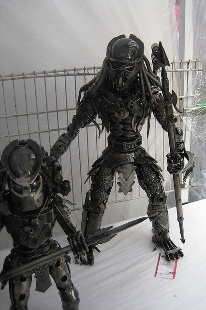NYC - Kips Bay: Third Avenue Merchandise Fair - Metal Park - Predator
