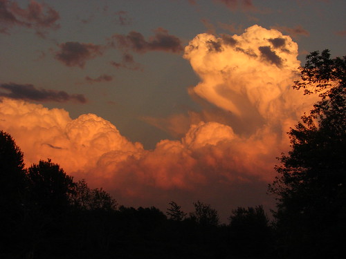 Clouds by madorebf, Clouds at sunset in Potsdam.sunset clouds