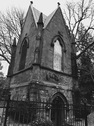 cemetery oregon portland mausoleum lonefircemetery macleaymausoleum