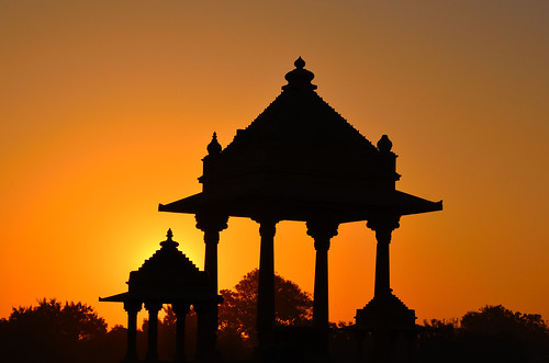morning travel india sunrise morninglight silhouettes gujarat bhuj travelindia incredibleindia gujarattourism chhatedi incrediblegujarat