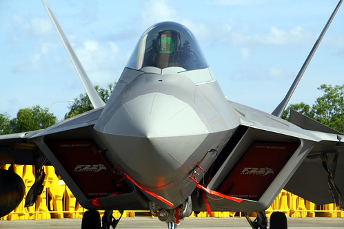 Lockheed Martin F-22 Raptor | by Manuel Negrerie