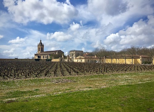 france church clouds vineyard vines margaux aquitania
