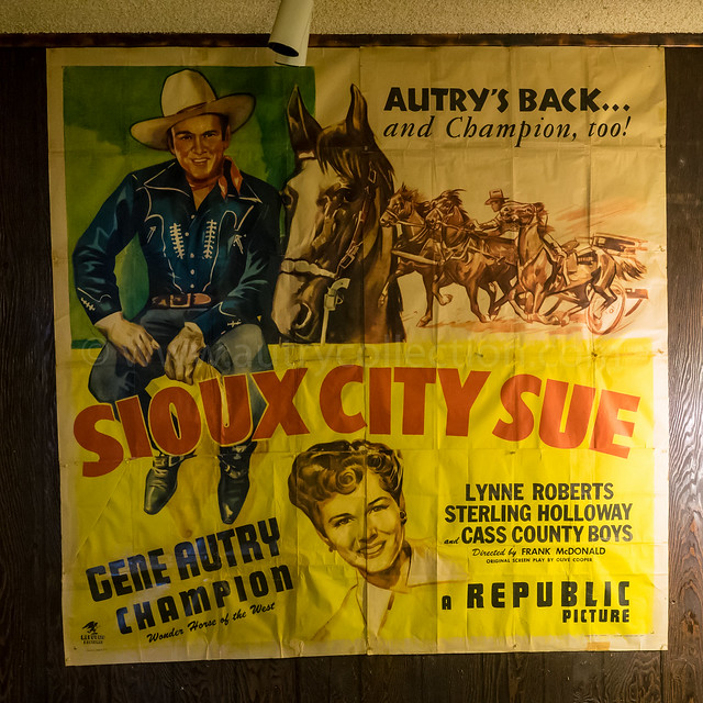 Gene Autry - Sioux City Sue