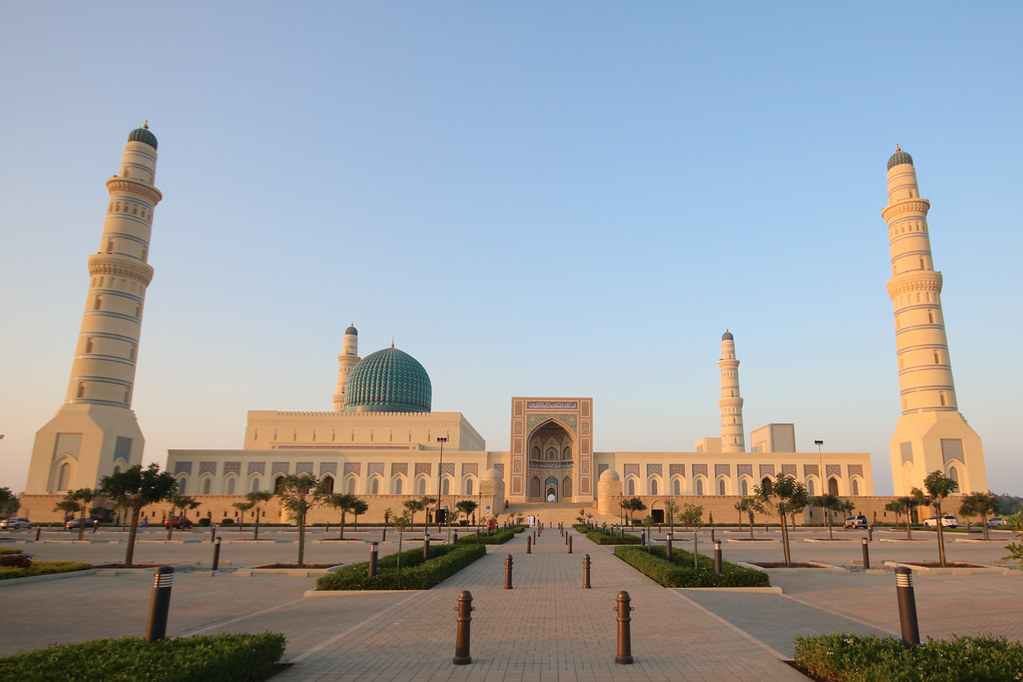 Beautiful cities in Oman - Sultan Qaboos Grand Mosque in Sohar