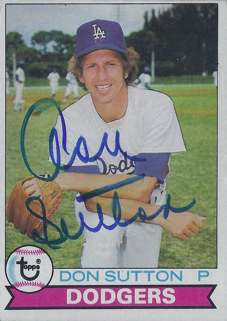1979 Topps - Don Sutton #170 (Pitcher) (Hall of Fame 1998) - Autographed Baseball Card (Los Angeles Dodgers)
