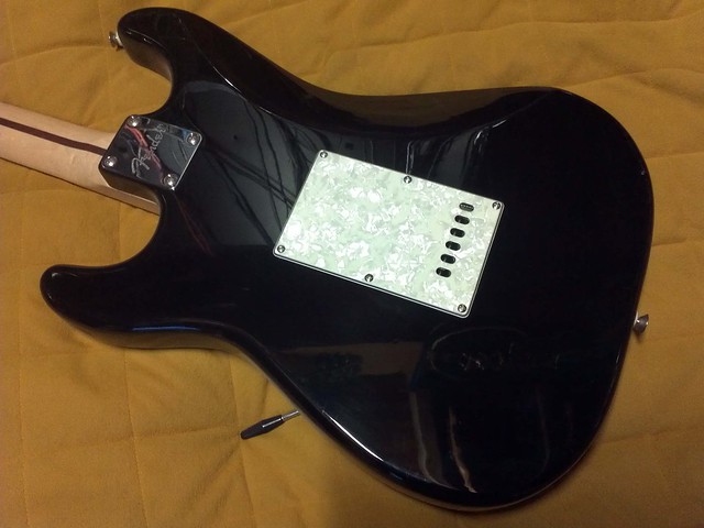 Fender Stratocaster  (4)os 1000