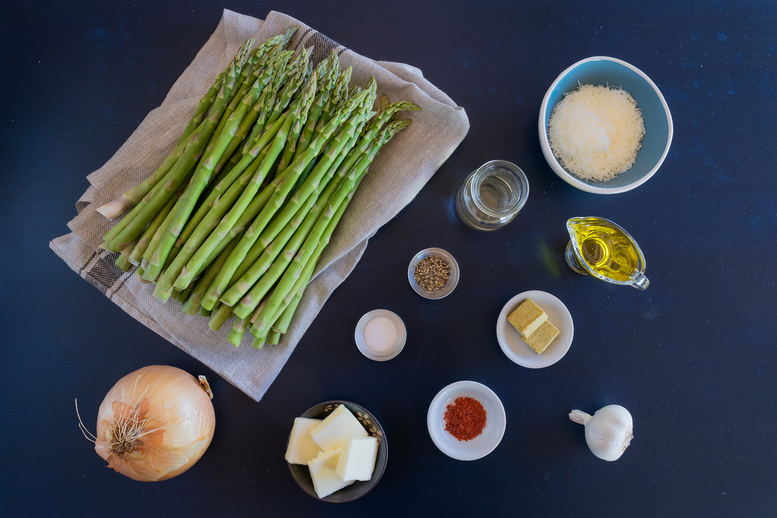 all the ingredients to make asparagus soup