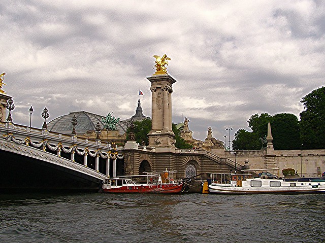Puente sobre el Sena (Paris)