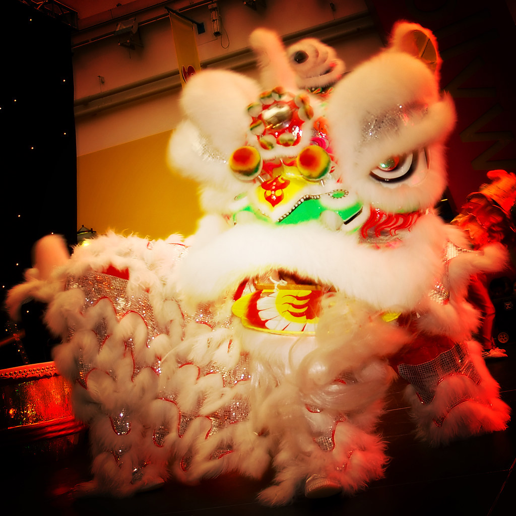 Lion Dance by ~diP
