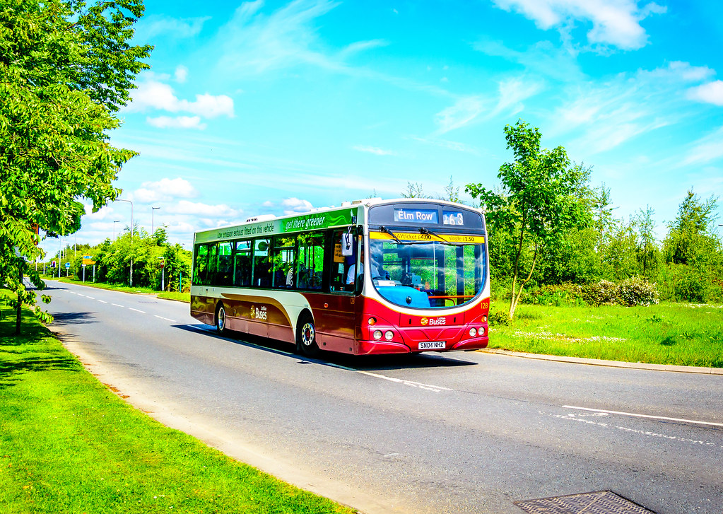DSC_2332 LR | Lothian Buses fleet no 128, SN04 NHZ. Eclipse … | Flickr