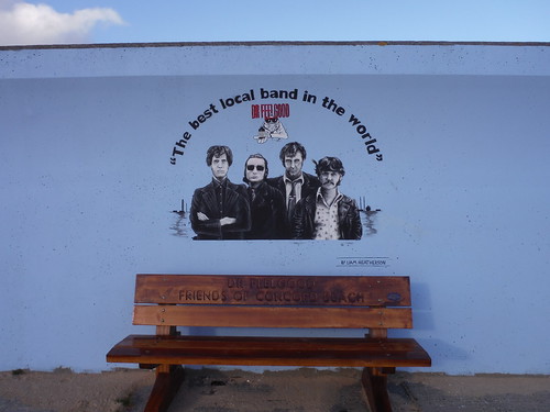 Dr. Feelgood bench and mural, Concord Beach, Canvey Island SWC Walk 258 Benfleet Circular (via Canvey Island)