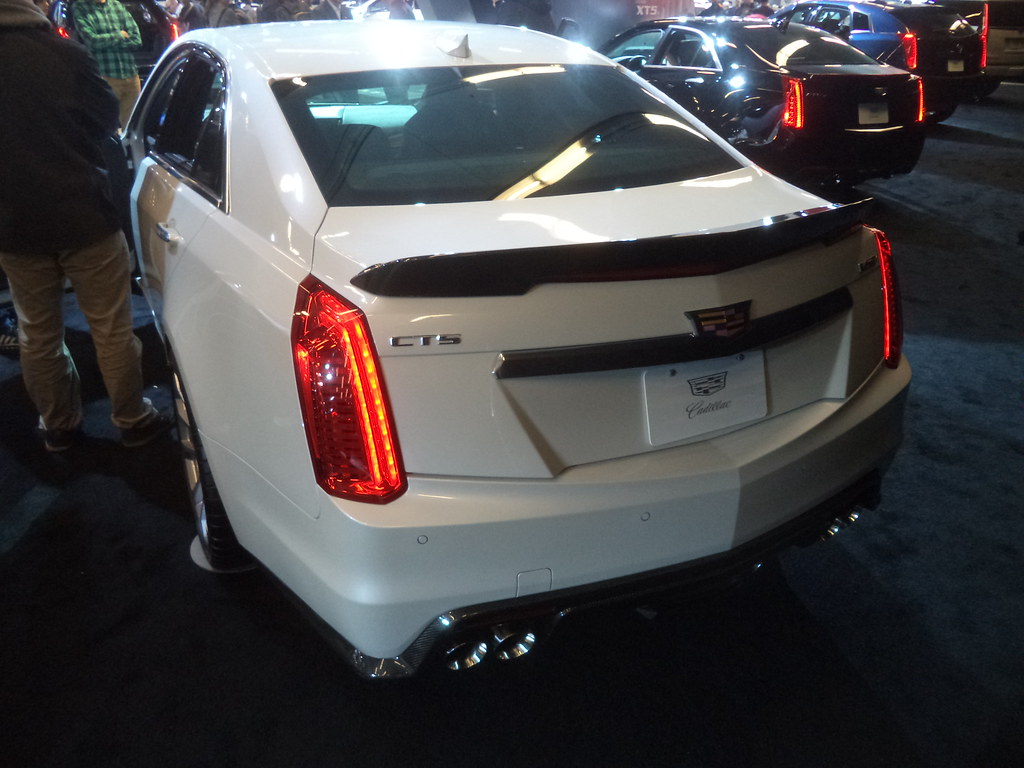Image of Cadillac CTS-V arriere