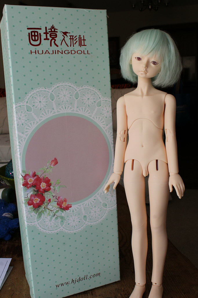 Huajing-Doll Ivan Box opening