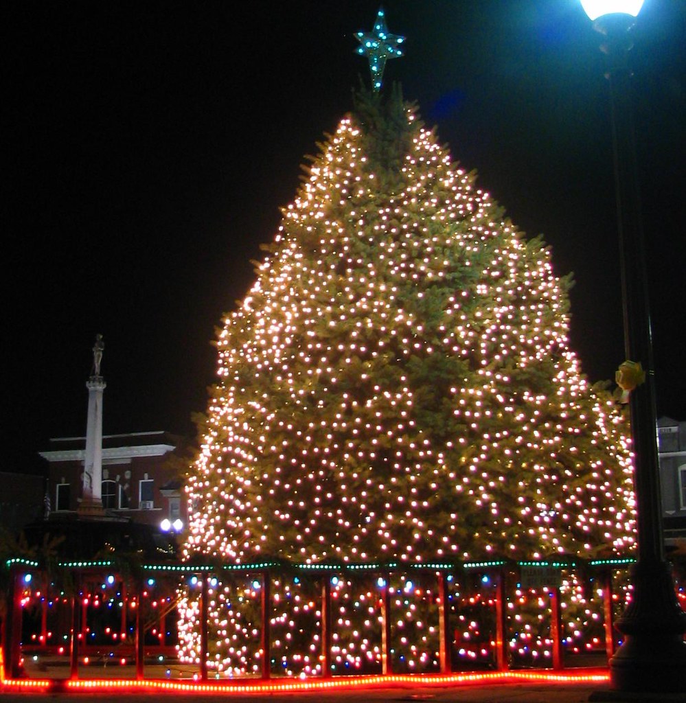 Franklin's Christmas Tree Franklin, TN city hall's Christm… Flickr