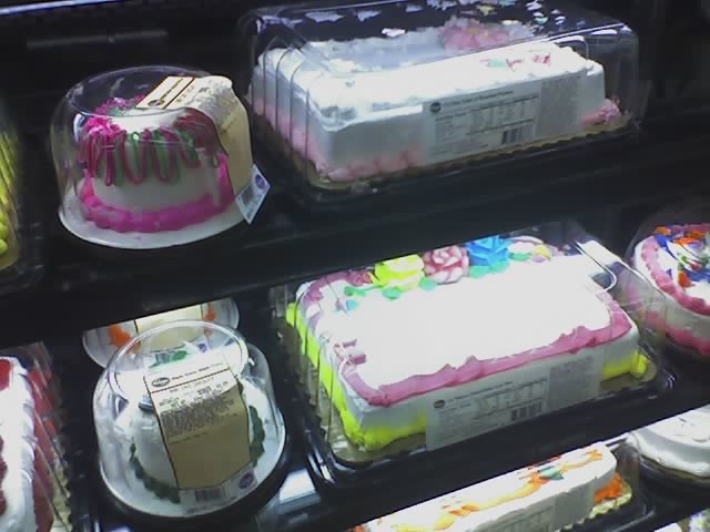Return of the Small Cakes at Kroger