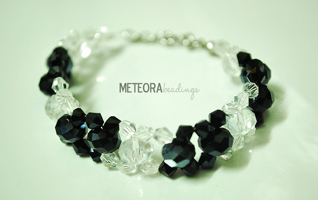 Bracelet - black and clear beads