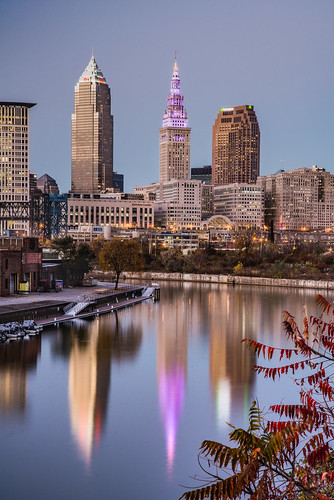 city sunset ohio sky usa reflection building tower water glass stone skyline architecture night skyscraper buildings river gold lights mirror leaf bush nikon key waterfront skyscrapers purple outdoor dusk steel huntington cleveland towers bank terminal brush cuyahoga scape tamron d800 cle