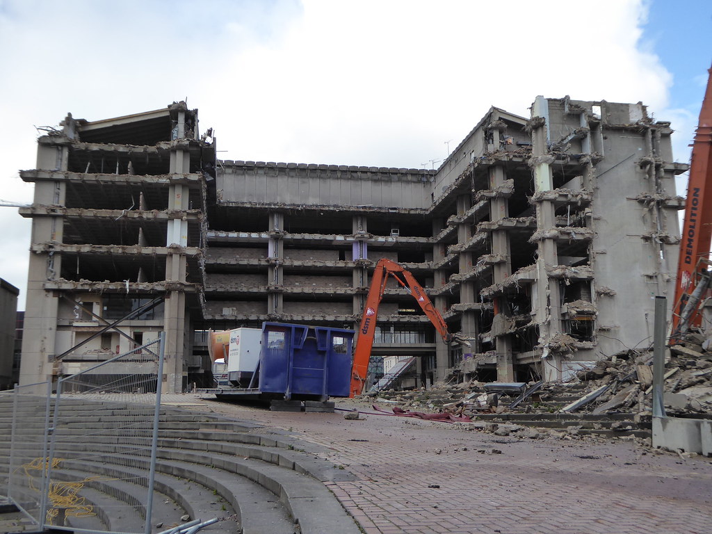 Birmingham Central Library Demolition | Latest shots from th… | Flickr