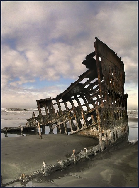 peter iredale at sunrise
