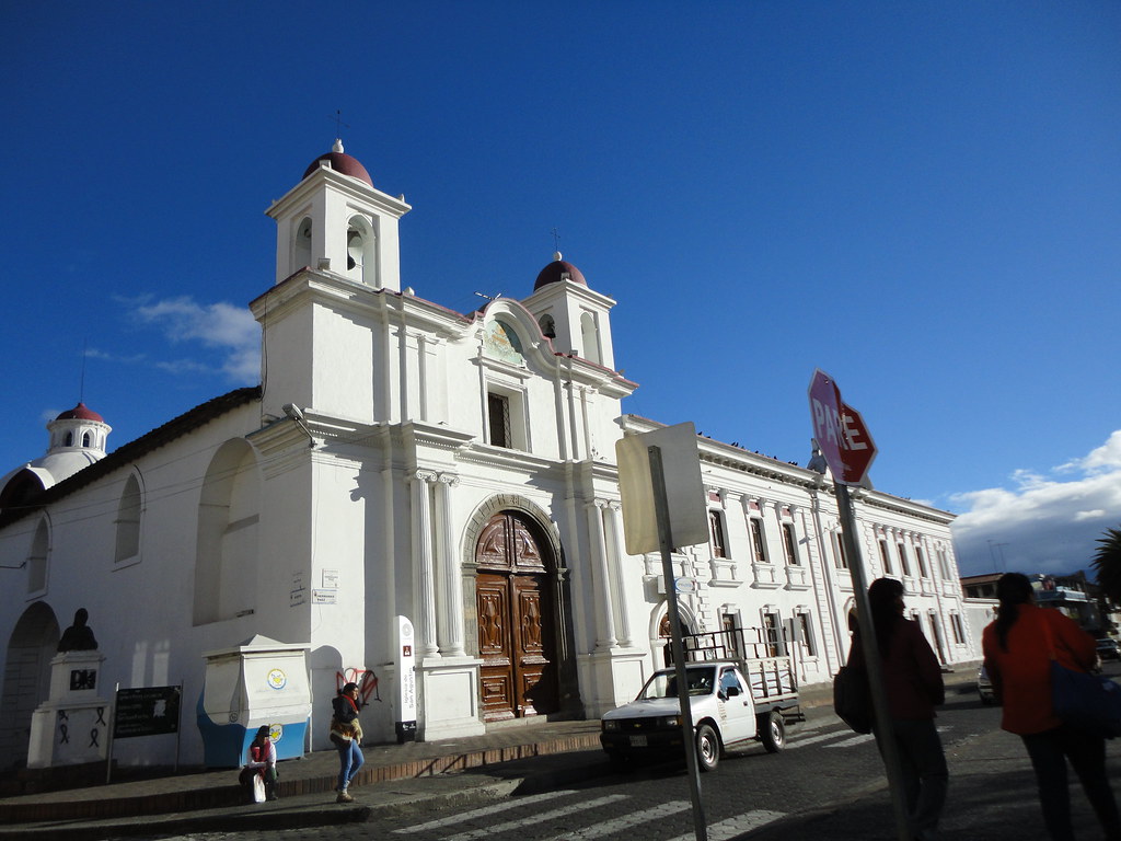 Iglesia de San Agustín - Latacunga. | Gracias amig@s por sus… | Flickr