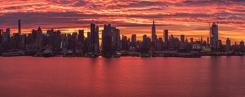 nyc newyorkcity newyork seascape beautiful sunrise photography cloudy manhattan sony newyorker hudsonriver empirestatebuilding hm 90mm manhattanhenge newyorkcityskyline oneexposure a7rii autoremovedfrom1to5faves