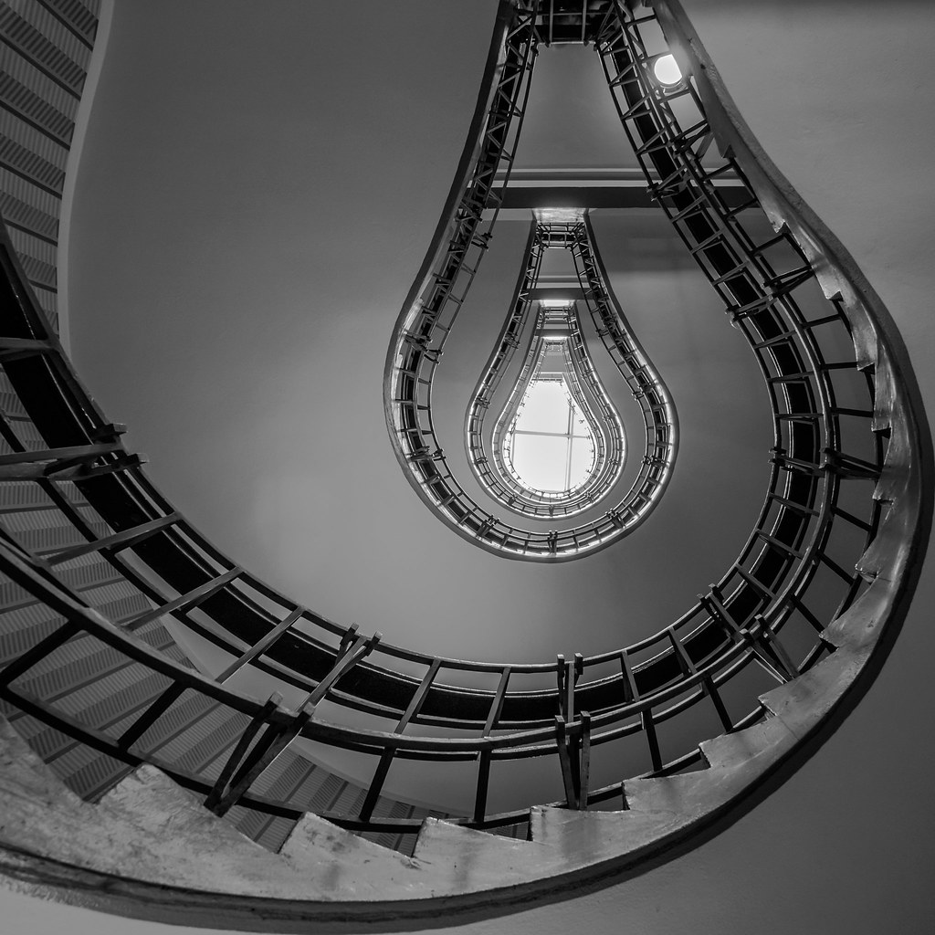 Stairwell to illumination