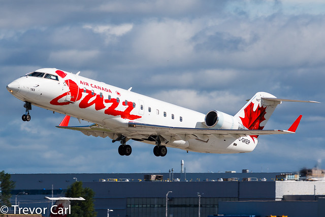 Air Canada Jazz | C-GKEP | Canadair CL-600-2B19 Regional Jet CRJ-200ER | YUL